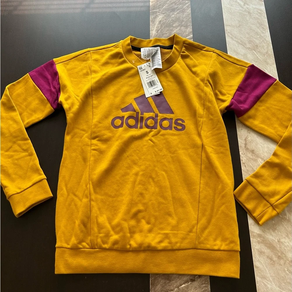 ADIDAS Sweatshirt. Size Small. NEW. Mustard Color - Picture 1 of 9